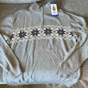 Original weatherproof Vintage Gray Heather Holiday Sweater. Size: Large.